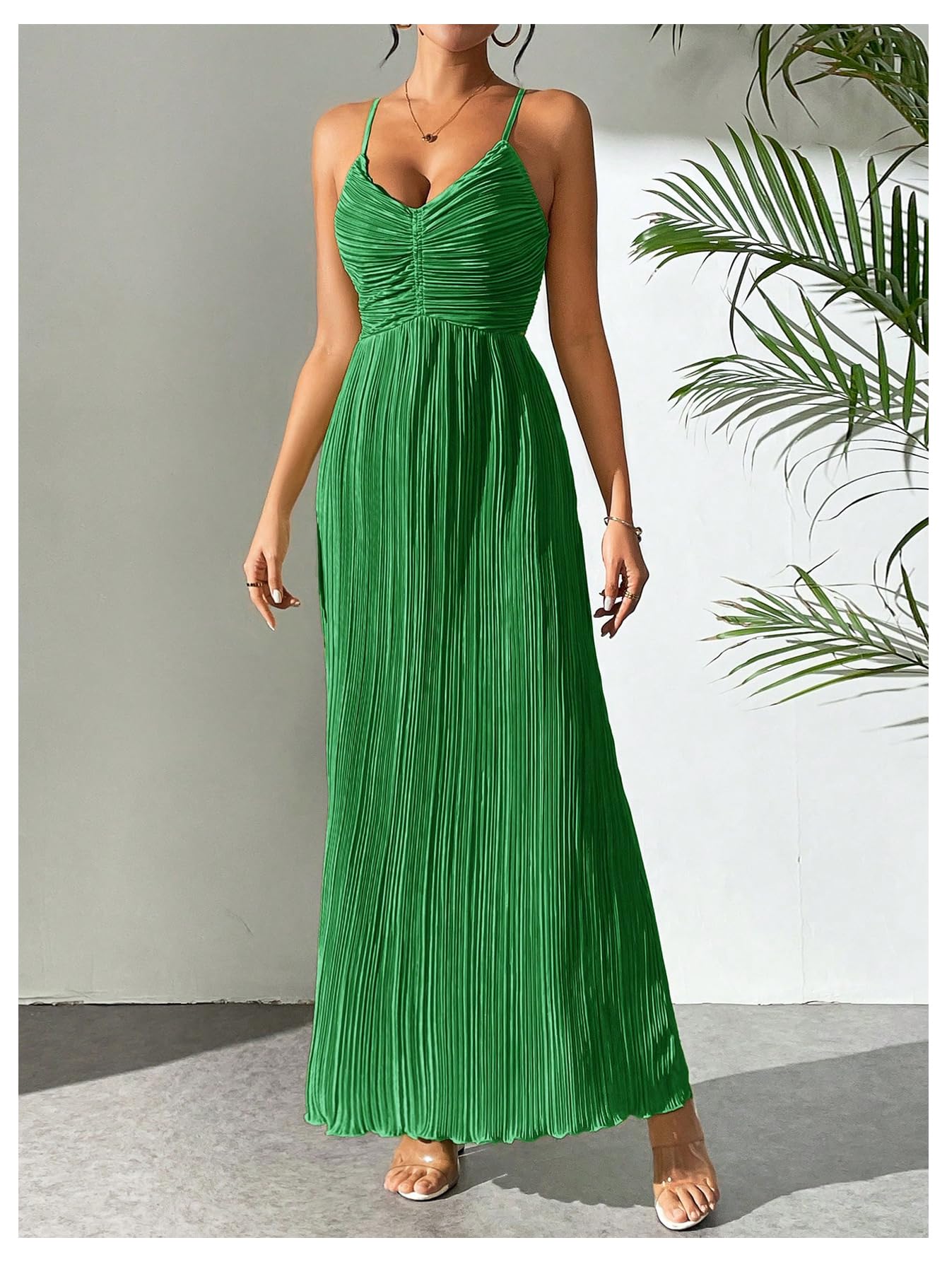 OYOANGLE Women's Summer Textured V Neck Sundress Tie Back Spaghetti Strap Pleated A Line Beach Long Maxi Party Dress Green Small
