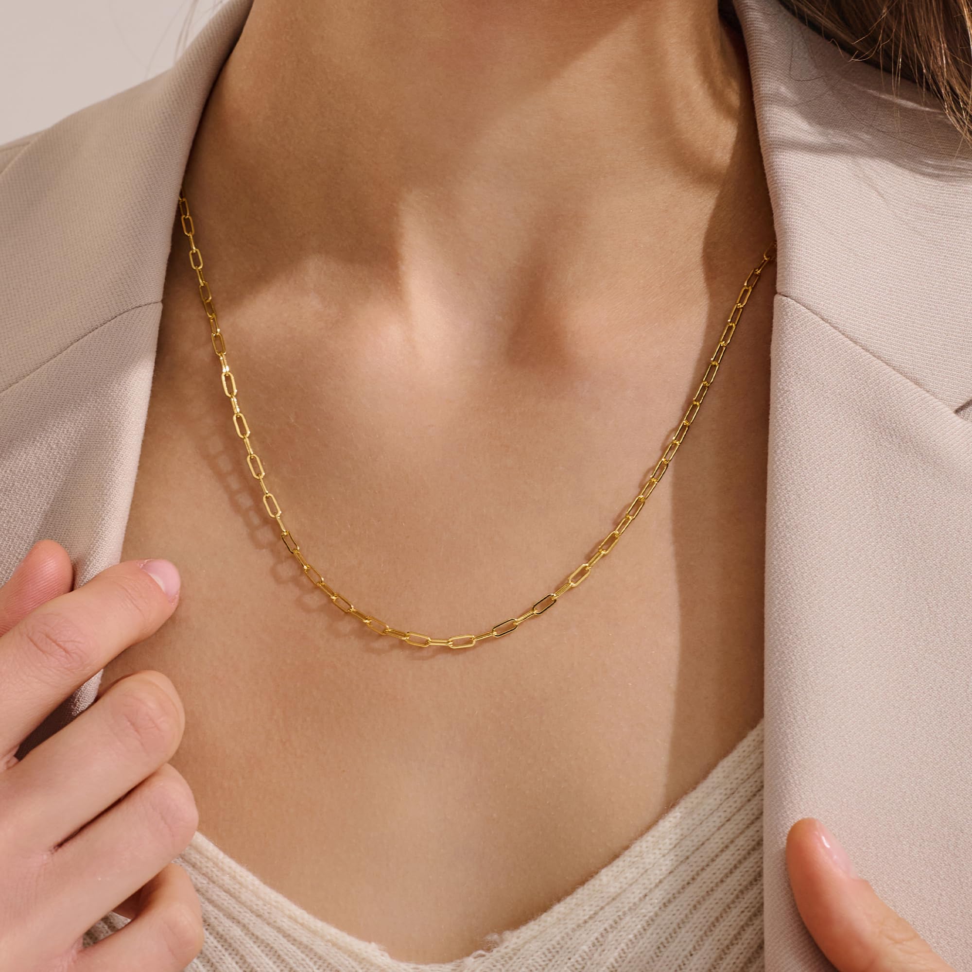 AHSIWC 14K Gold Chain Necklaces 2.5mm Paperclip Chains for Women Trendy Non-tarnish Necklace Unisex Gold Jewelry Gifts Sweat Proof and Fade Resistant Lifetime Quality（18-24Inches）