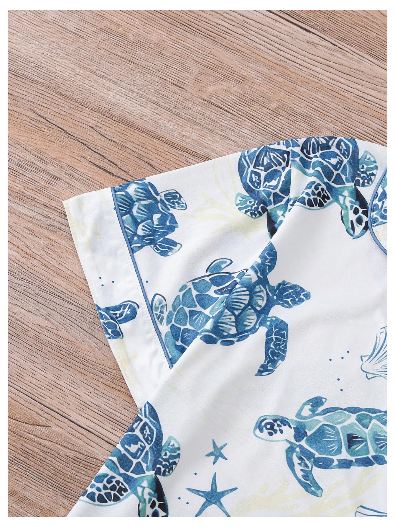 WDIRARA Women's 2 Piece Sea Turtle Graphic Pajama Set Button Down Short Sleeve Shorts Loungewear Pjs Sets White and Blue Large
