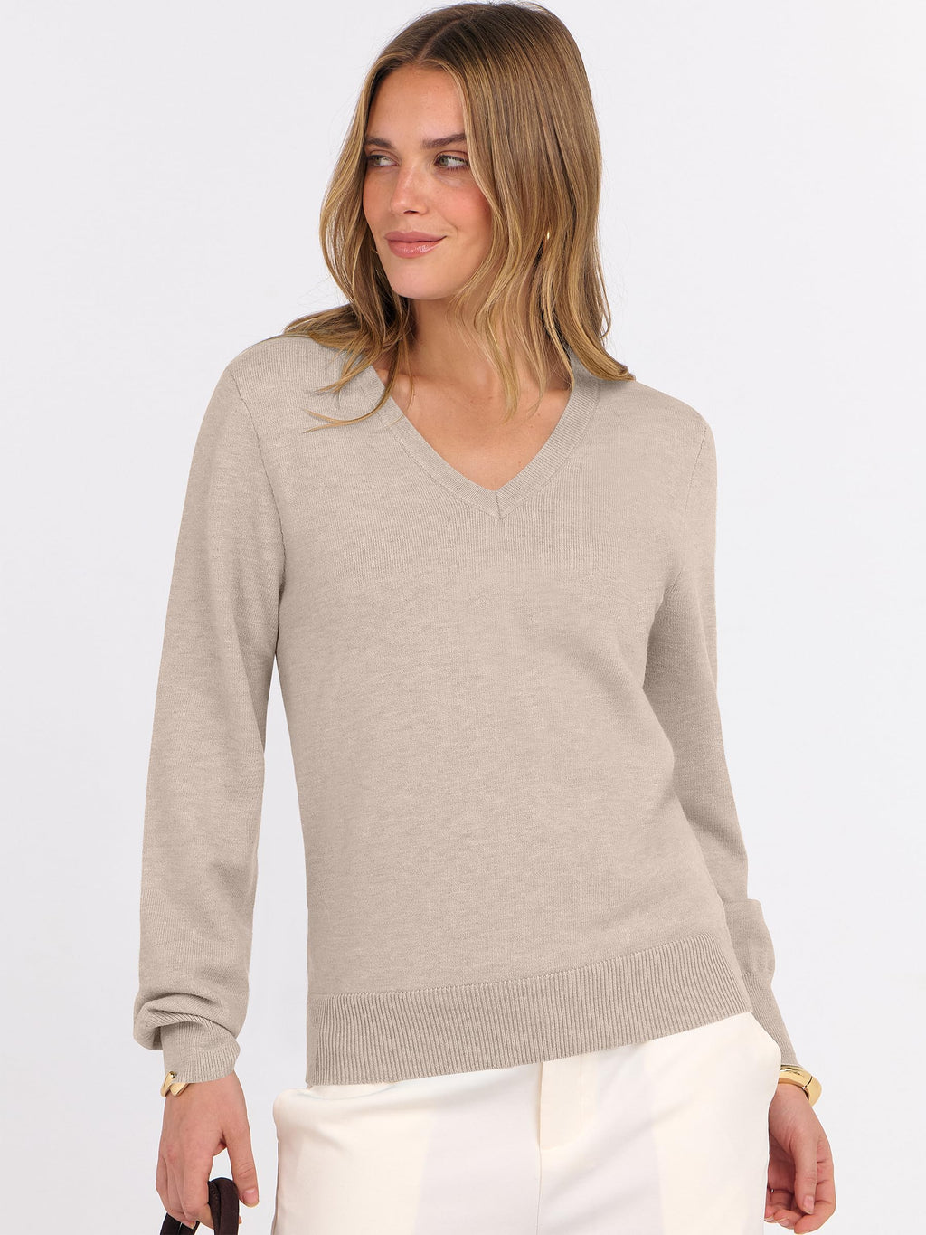 ANRABESS Womens Long Sleeve V Neck Sweaters 2025 Fall Casual Classic Soft Loose Fit Basic Pullover Jumper Top Almond Medium