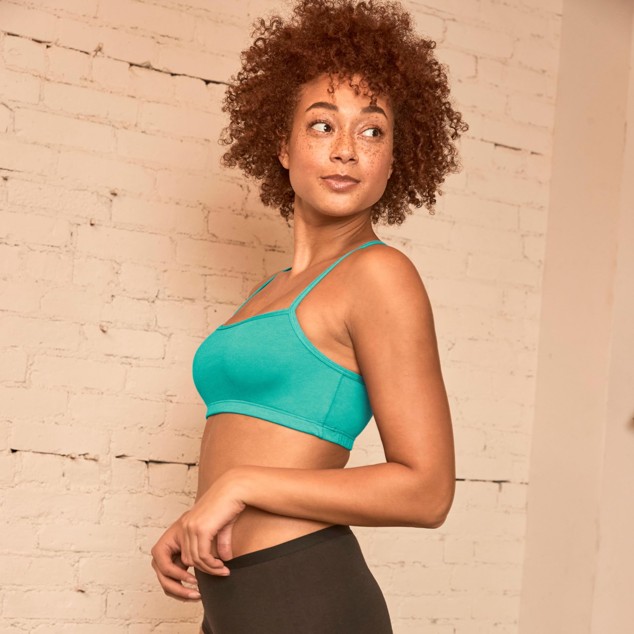 Hanes Women's Cropped Bralette, Breathable Pullover Bras, Crop Top Bra, Solid or Assorted, 3-Pack