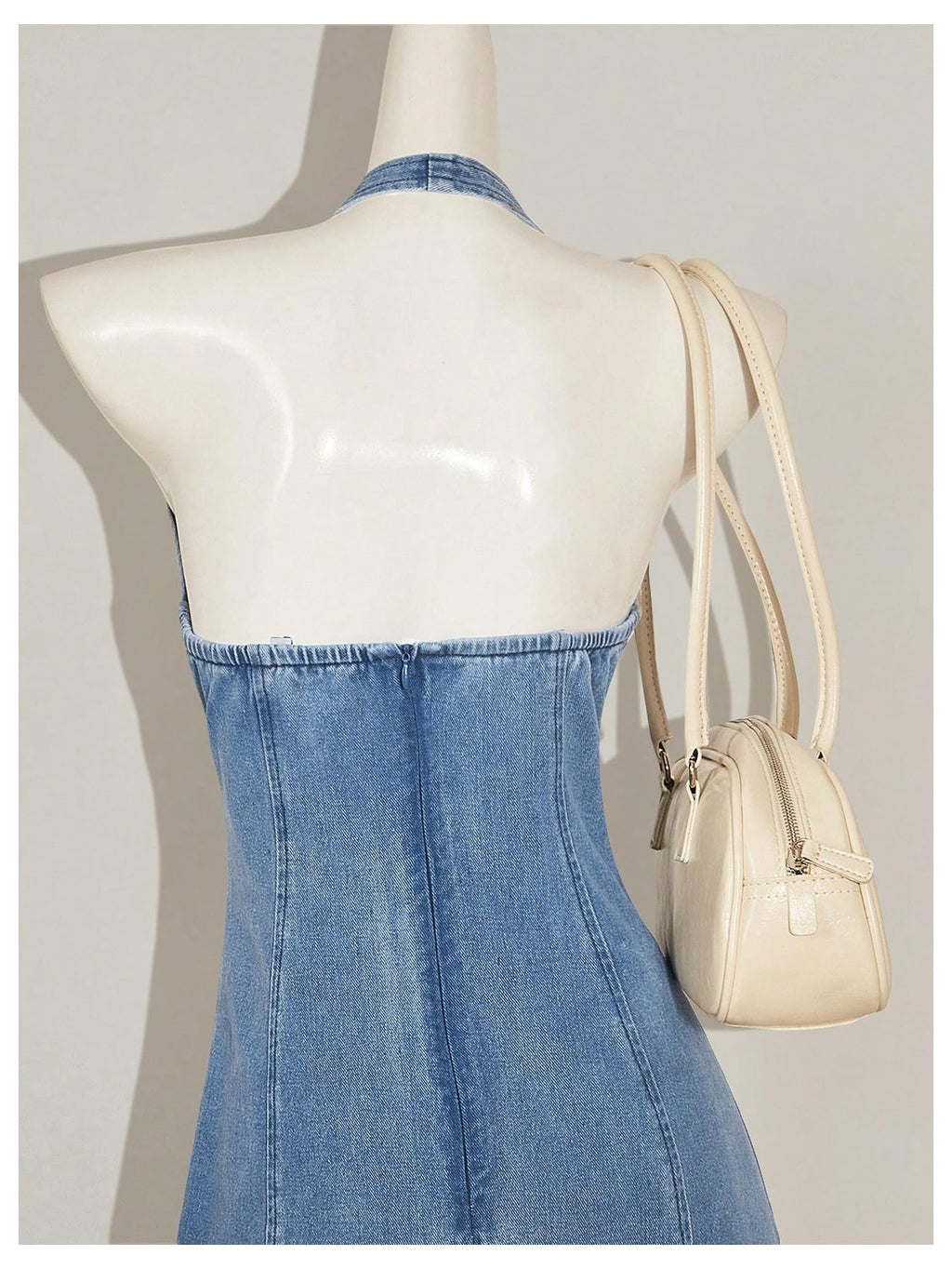 WDIRARA Women's Bow Halter Mini Jean Dress Lace Trim Sleeveless Backless Denim Dresses Light Wash Medium