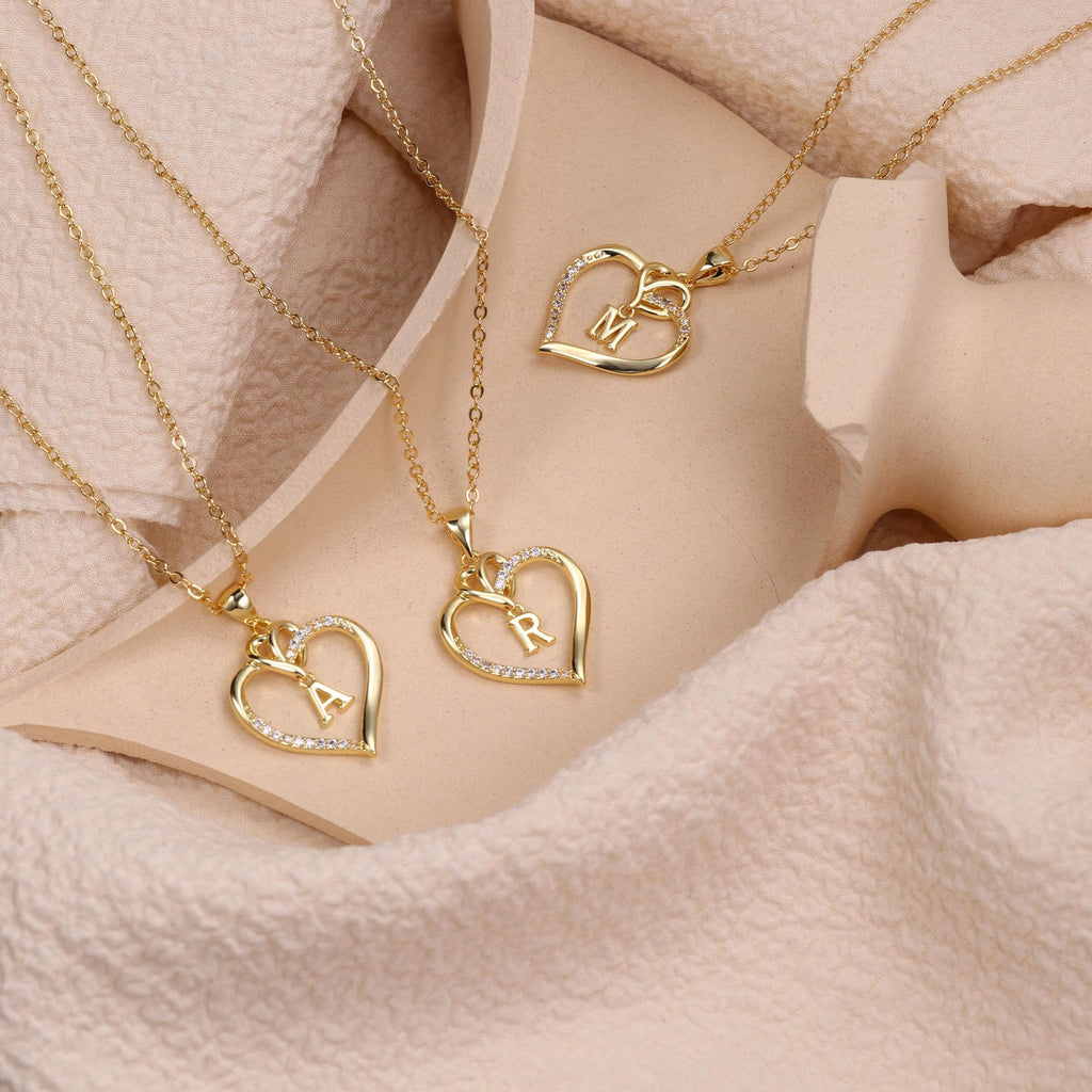 STORUP Heart Initial Necklaces for Women, 14K Gold Plated Heart Initial B Pendant Necklace Dainty Heart Necklaces Gold Heart Necklaces for Women Jewelry for Women Gifts