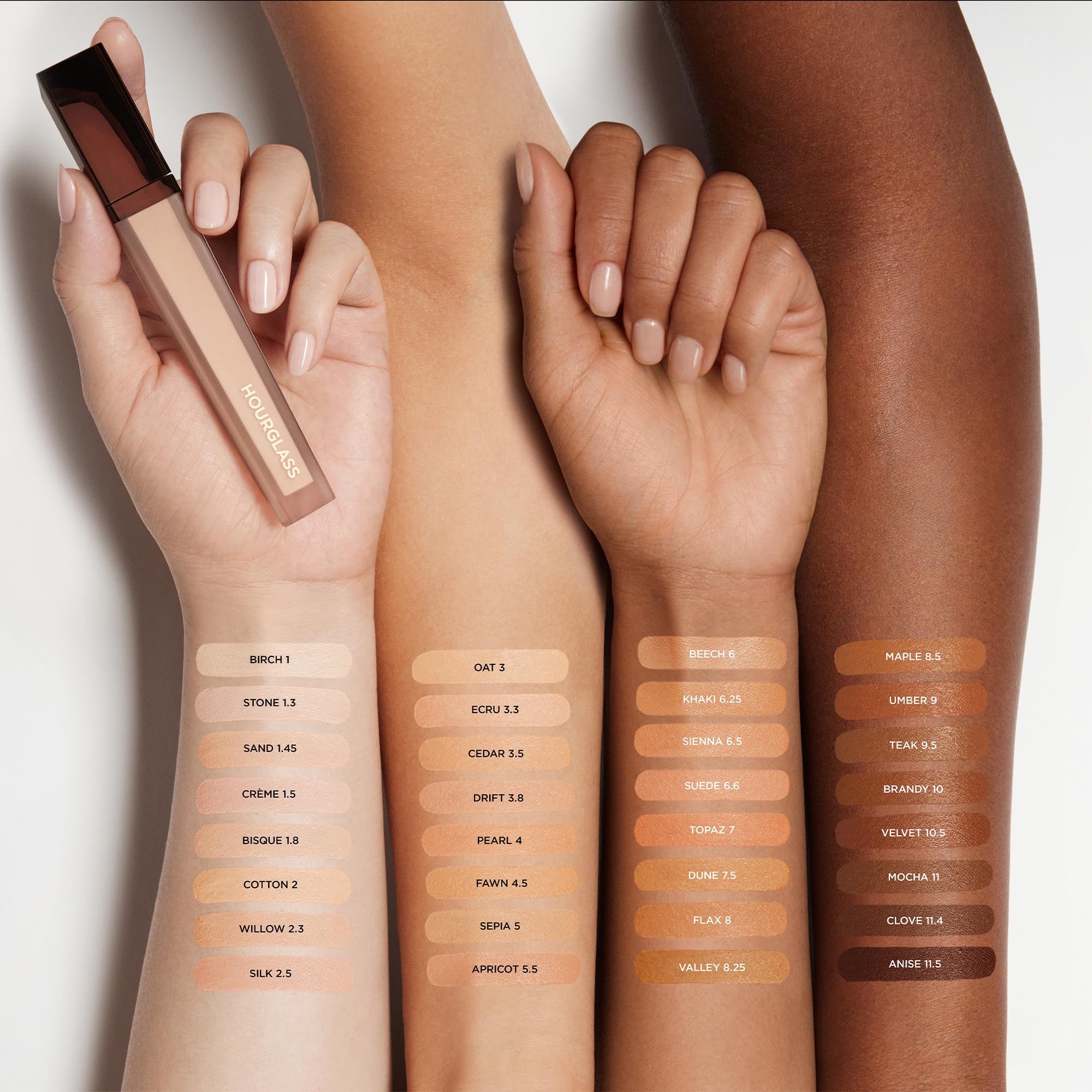Hourglass Vanish Airbrush Concealer. Weightless and Waterproof Concealer for a Naturally Airbrushed Look