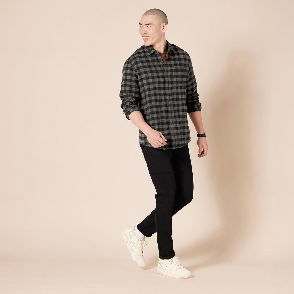 Amazon Essentials Men's Regular-Fit Long-Sleeve Flannel Shirt (Available in Big & Tall), Charcoal Buffalo Plaid, XX-Large