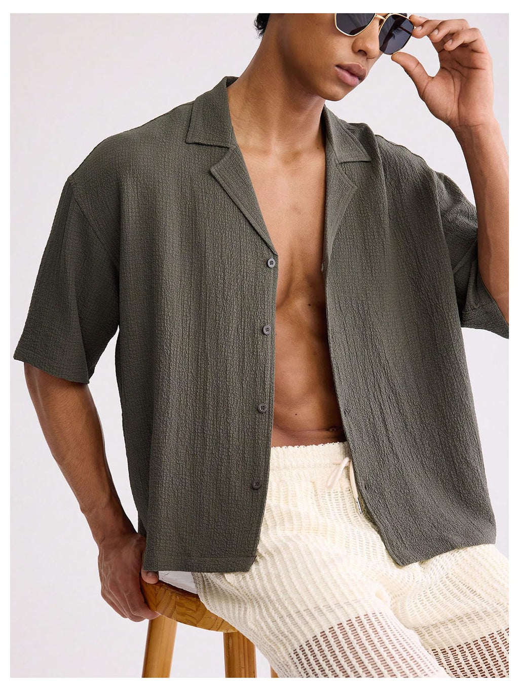OYOANGLE Men's Oversized Cropped Button Down Shirts Casual Short Sleeve Solid Loose Shirts Army Green Small