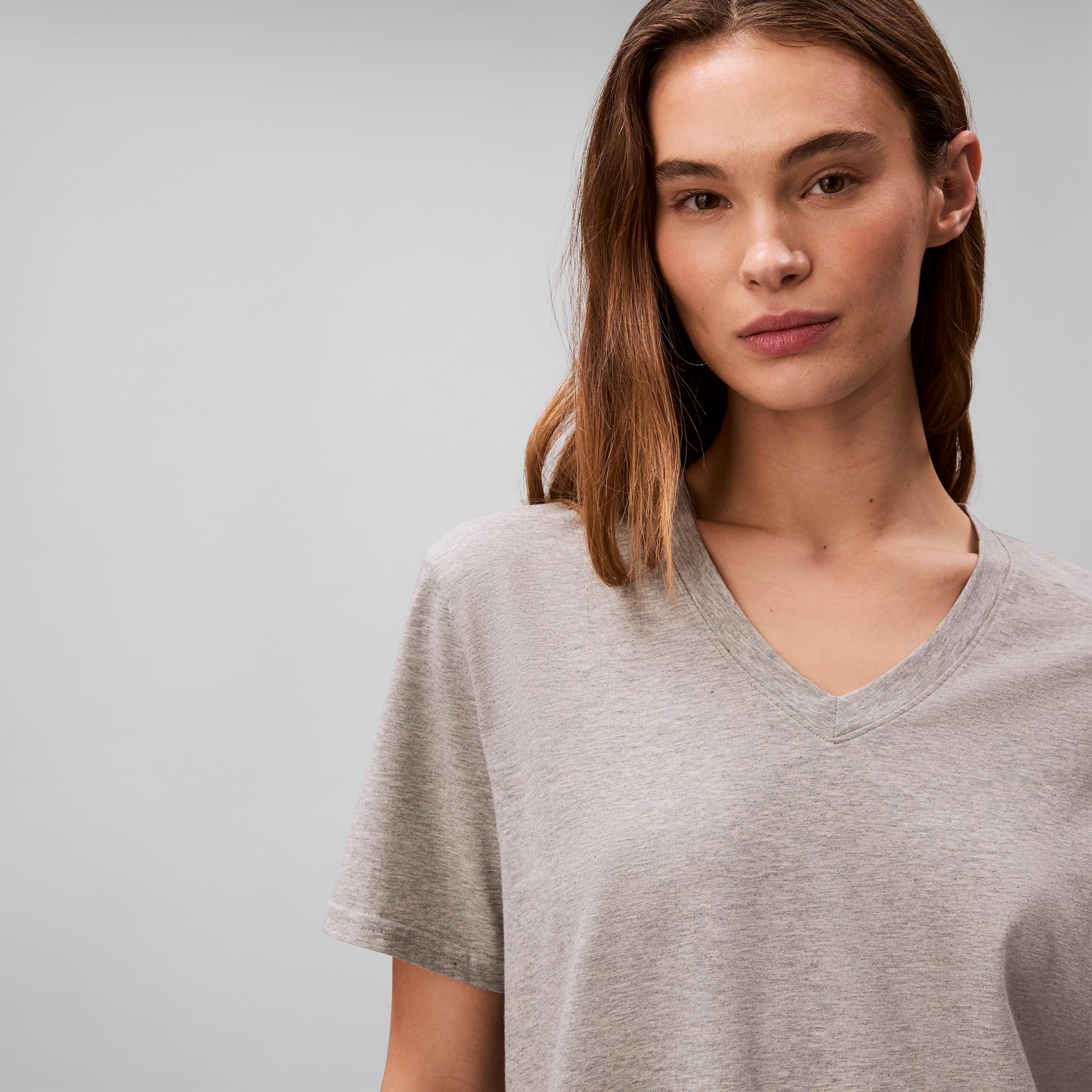 Calvin Klein Women's Performance Classic Fit V-Neck Tee Grey Heather