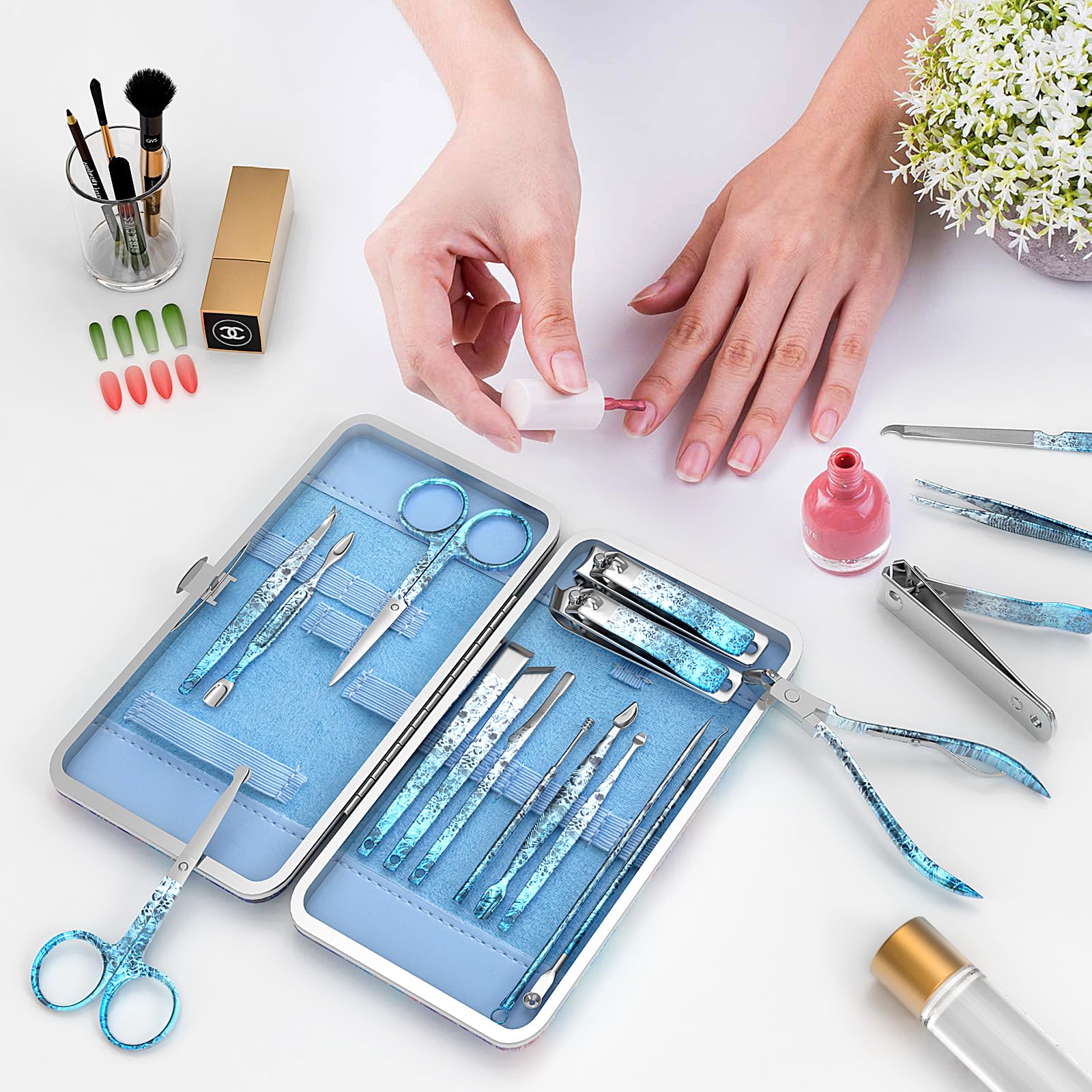 OFIDUS Nail Clippers Set, Finger and Toenail Clippers, Professional Manicure and Pedicure Set, 18 Pieces, Nail Care Tools with Luxury Travel Case (Diamond Blue)