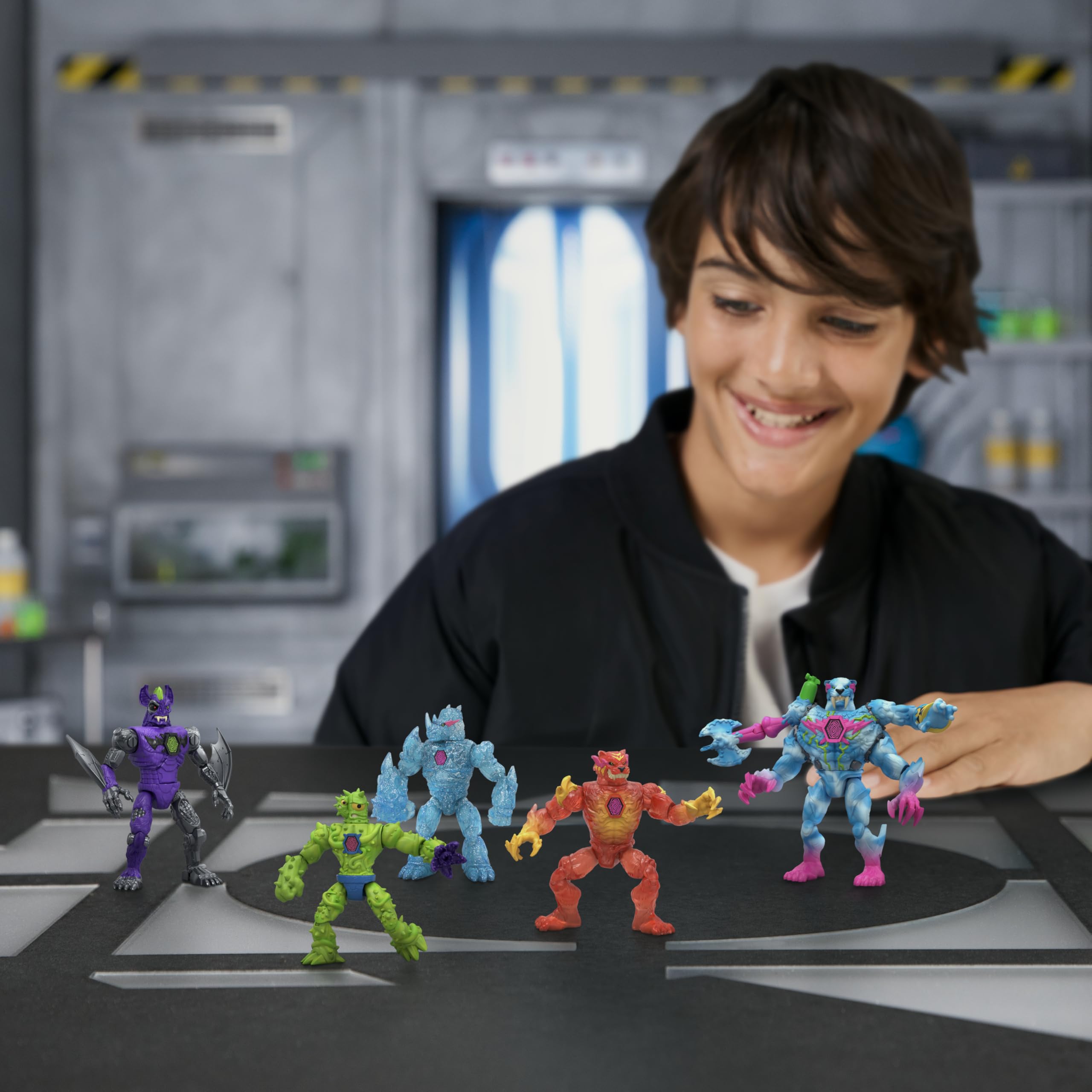 MrBeast Lab Hybrids Mega Pack, Reveal Different Hybrid Parts to Create 5 Mix & Match Action Figures, Including a Mega Torso Panther Experiment to Reveal Real Colors, Collect 30+ Beasts