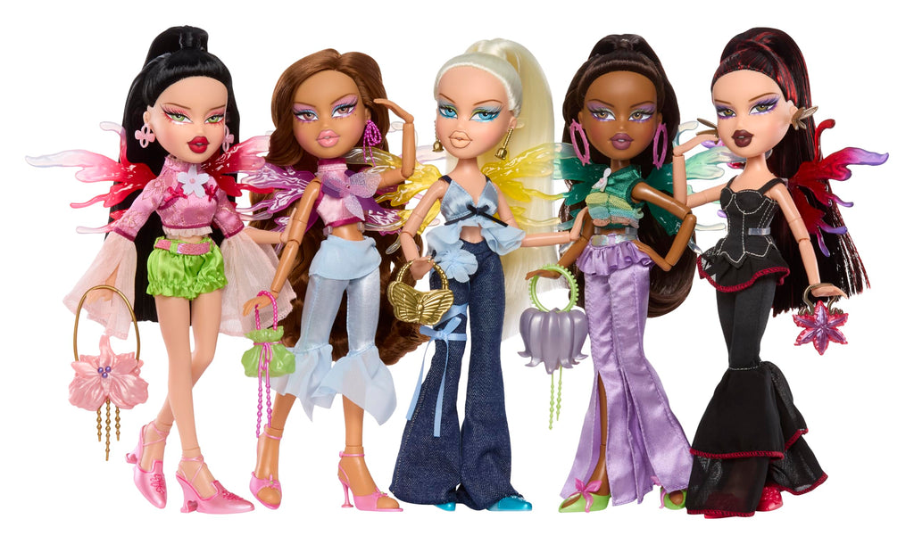 Bratz Fashion Pixiez Cloe Collectible Fantasy Doll with Real Fashions and Accessories