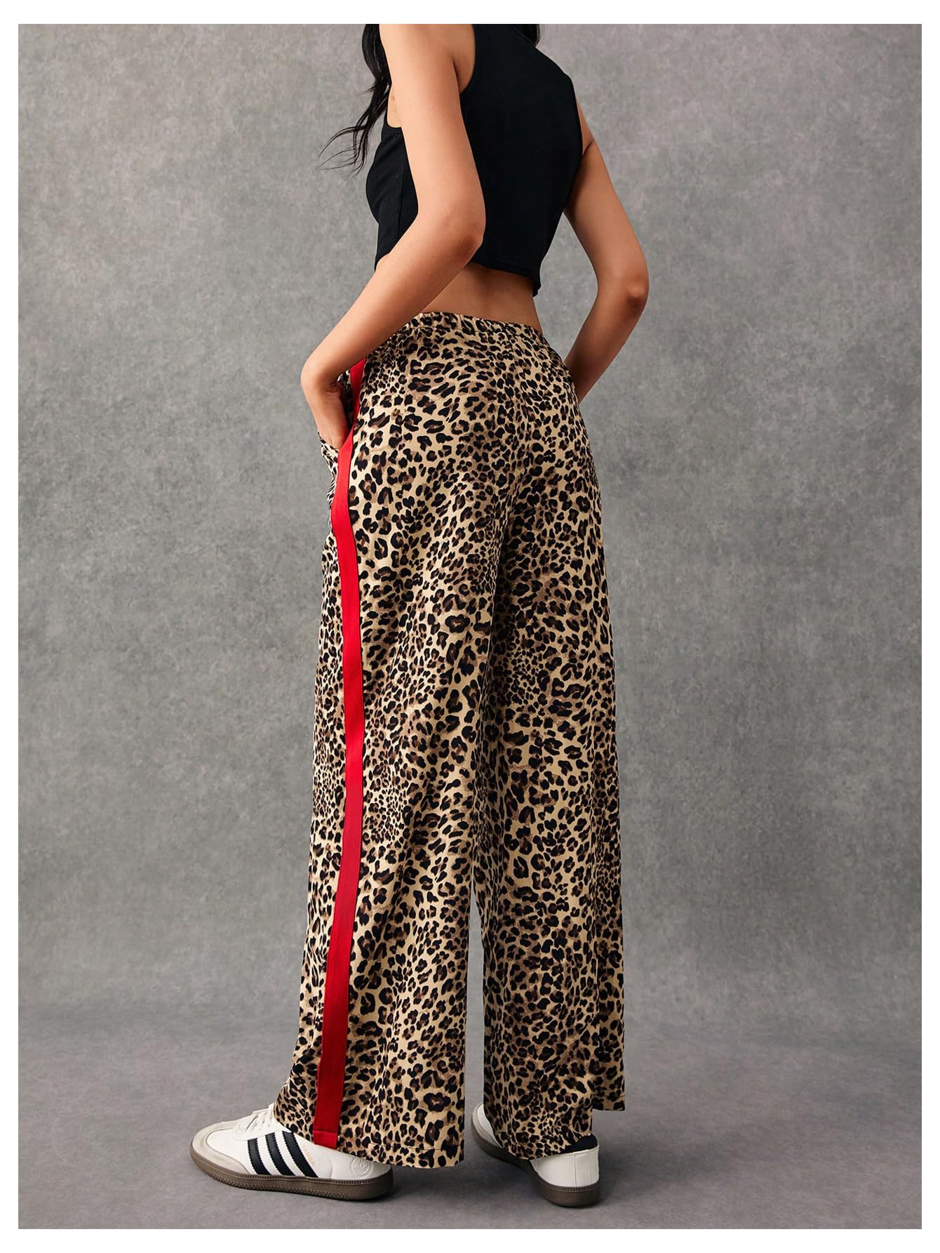 WDIRARA Women's Leopard Print Side Striped Wide Leg Sweatpants High Waisted Drawstring Baggy Pants Brown Medium