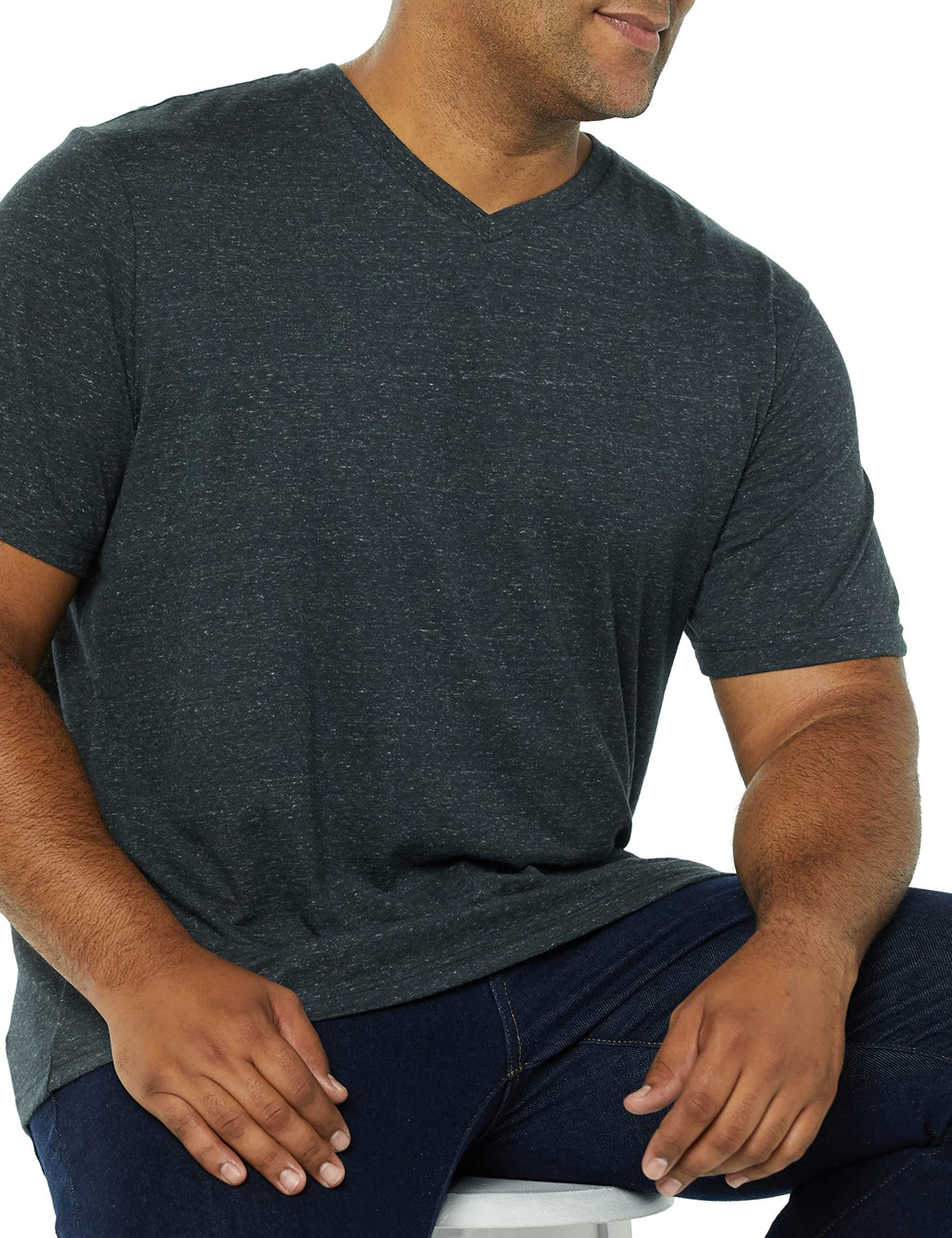Amazon Essentials Men's Short-Sleeve V-Neck T-Shirts, Pack of 2, Charcoal Heather, 4X-Large Big