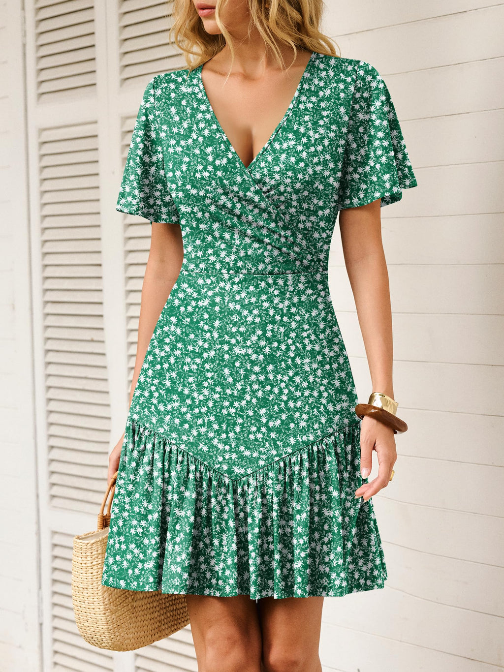 ANRABESS Womens Summer Dresses Short Sleeve Wrap V Neck A-Line Floral Mini Dress Spring Causal Boho Beach Vacation Sundress Green White Floral L