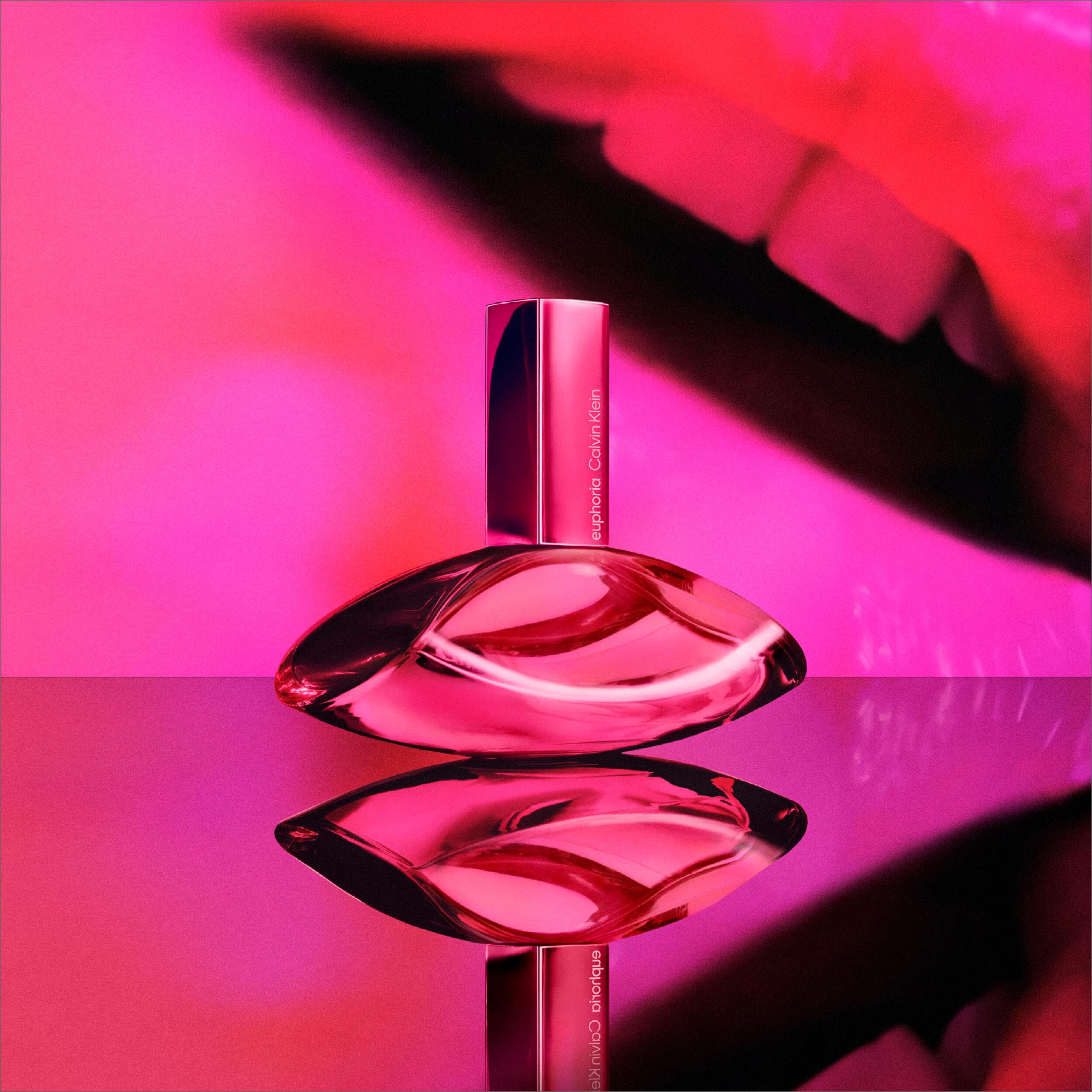 Calvin Klein Euphoria Magnetic Elixir Parfum Intense worn by Rosalia – Ambery Perfume for Women – With Ambrette Absolute, Dancing Orchid, Vanilla & Musks – Long-Lasting Fragrance
