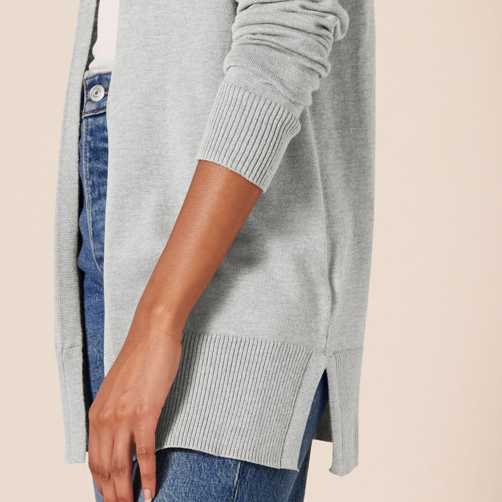 Amazon Essentials Women's Lightweight Long Sleeve Open-Front Cardigan Sweater (Available in Plus Size), Light Grey Heather, Medium