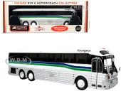 1984 Eagle Model 10 Motorcoach Bus ""Montreal"" (Canada) ""Voyageur"" ""Vintage Bus &amp; Motorcoach Collection"" 1/87 (HO) Diecast Model by Iconic Replica