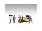 ""On-Air"" 6 piece Figures and Accessory Set for 1/18 Scale Models by American Diorama