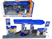 ""Gulf"" Electronic Gas Station Diorama with Light and Sound and Tanker Truck 1/64 Model by Motormax