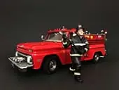Firefighter with Axe Figurine / Figure For 118 Models by American Diorama