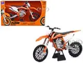 2018 KTM 450 SX-F Dirt Bike Motorcycle Orange and White 1/6 Diecast Model by New Ray