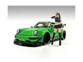 ""Auto Salon Girls"" Figure 1 for 1/18 Scale Models by American Diorama