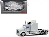 Kenworth W900 with Extra Large Sleeper White 1/87 (HO) Plastic Model Car by Promotex