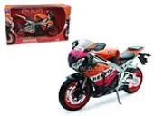 2009 Honda CBR1000RR ""Repsol"" 1/6 Diecast Motorcycle Model by New Ray