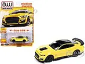 2021 Ford Mustang Shelby GT500 Carbon Fiber Track Pack Grabber Yellow with Black Top ""Modern Muscle"" Series 1/64 Diecast Model Car by Auto World