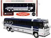 1980 MCI MC-9 Crusader II Intercity Coach Bus ""New York Express"" ""Short Line Bus Company"" ""Vintage Bus &amp; Motorcoach Collection"" 1/87 (HO) Diecast