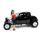 ""Pin-Up Girls"" Peggy Figure for 1/24 Scale Models by American Diorama