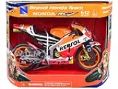 Honda RC213V Motorcycle 93 Marc Marquez ""Repsol Honda Team"" MotoGP (2015) 1/12 Diecast Model by New Ray