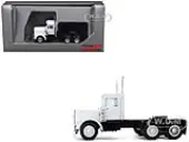 Kenworth W900 Short Day Cab ""New Version"" White 1/87 (HO) Plastic Model Car by Promotex