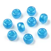 Plastic Pearlized Beads