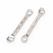 Iron Links Connectors