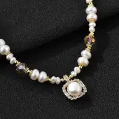 Pearl Pendant Necklaces